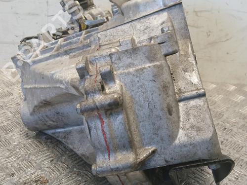 gearbox-toyota-yaris-_p9_-2005-2006-2007-2008-2009-2010-2011-2012-2013-2014-37362459 main image
