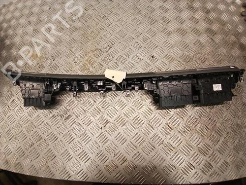 Used Air vent Air vent PEUGEOT 308 SW III (FC_, FJ_, FR_, F4_, FN_) PureTech 136 (FRHPYC) (136 hp) 39749954 39749954