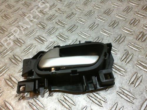 Used Front left interior door handle Front left interior door handle 37354657 37354657