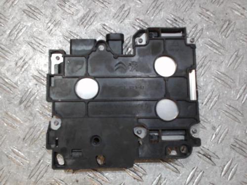 Start/Stop styreenhed Start/Stop styreenhed CITROËN C3 III (SX) 1.2 THP 110 (SXHNPS, SXHNZT, SXHNZ6) (110 hp) 37361077 37361077