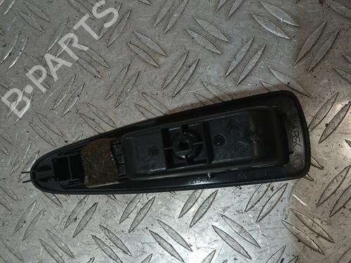 Venstre bagtil elrude kontakt Venstre bagtil elrude kontakt CITROËN C4 I (LC_) [2004-2014] 37363074 37363074