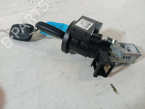 ignition-barrel-dacia-duster-hs_-2010-2011-2012-2013-2014-2015-2016-2017-2018-37363032 main image