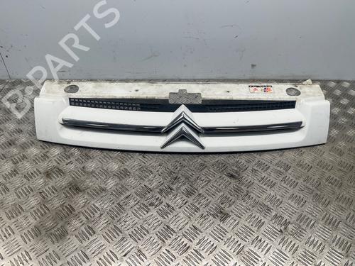 Used Grille Grille 39148316 39148316