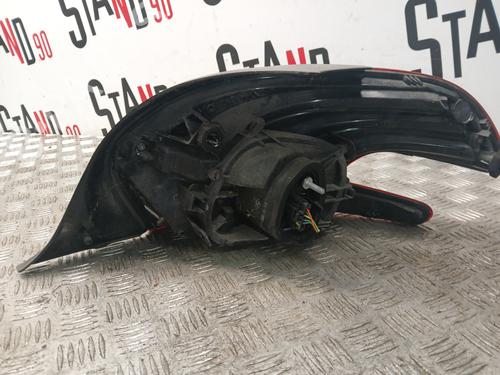 Venstre baglygte Venstre baglygte PEUGEOT 208 I (CA_, CC_) 1.6 HDi / BlueHDi 75 (75 hp) 37370399 37370399