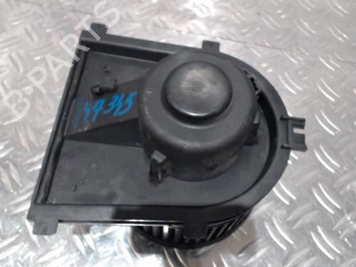 Varmeblæser Varmeblæser VW POLO IV Saloon (9A4, 9A2, 9N2, 9A6) 1.4 TDI (75 hp) 37353983 37353983