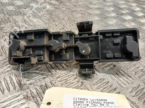 Used Lamp holder Lamp holder CITROËN XSARA PICASSO (N68) 2.0 HDi (90 hp) 39702463 39702463