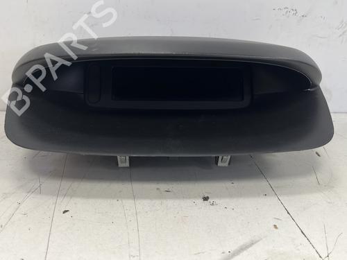 display-monitor-renault-megane-iii-hatchback-bz01_-b3_-2008-37372099 main image
