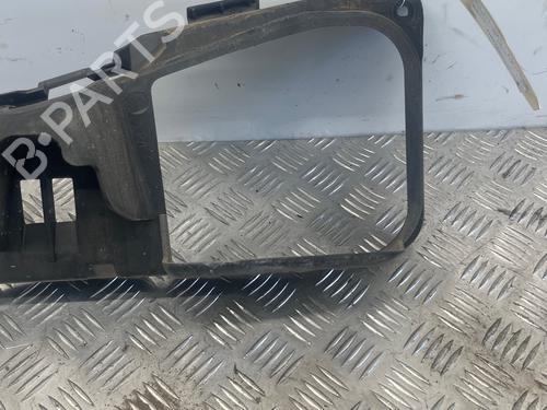 Suporte do pára-choques trás Suporte do pára-choques trás 37452017 37452017