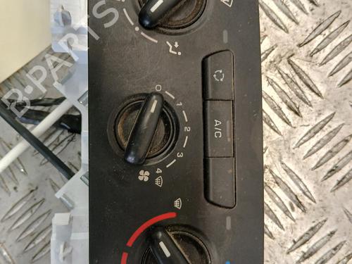 Used Climate control Climate control 38548534 38548534