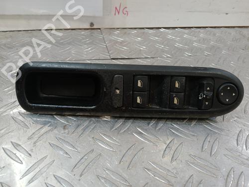 Left front window switch PEUGEOT 407 (6D_) 2.0 HDi 135 (6DRHRH, 6DRHRE, 6DRHRG, 6DRHRJ) | BP37363413I27 - Image 4