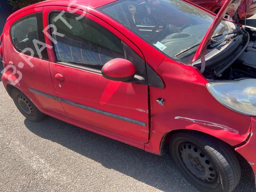 Brugte PEUGEOT 107 (PM_, PN_) 1.0 4863019