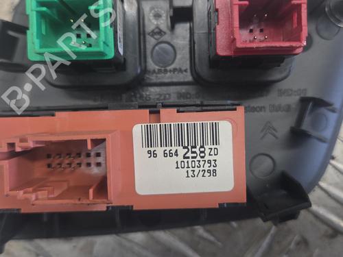 Brændstofdæksel aktuator Brændstofdæksel aktuator CITROËN C4 II (NC_) 1.6 HDi 115 (114 hp) 37374693 37374693