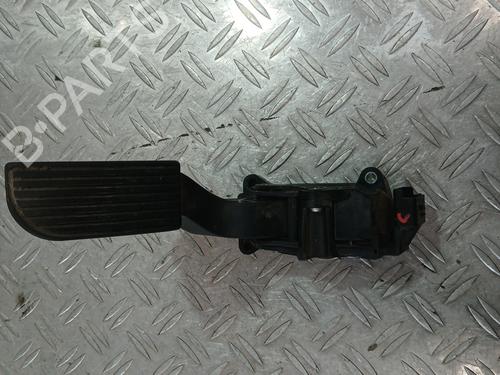 Used Pedal Pedal 37365598 37365598