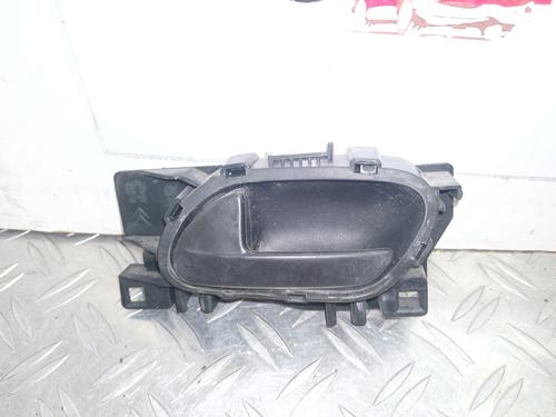 Used Front left interior door handle Front left interior door handle 37365182 37365182