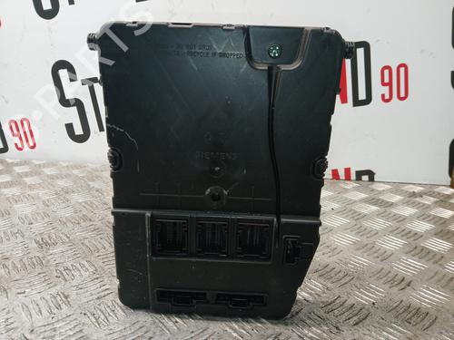 Used Fuse box Fuse box 37372059 37372059