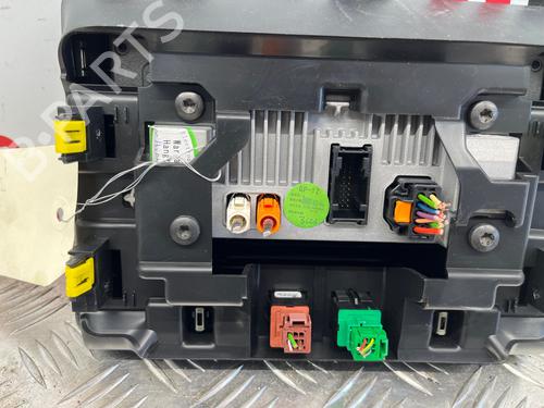 display-monitor-citroen-c3-iii-sx-2016-37746490 main image