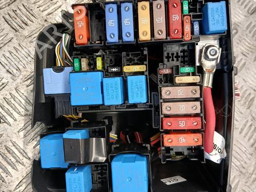 Used Fuse box Fuse box DACIA DOKKER MPV (KE_) 1.5 Blue dCi 95 (KEJL) (95 hp) 39942209 39942209