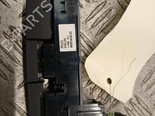 warning-switch-opel-mokka-mokka-x-j13-2012-2013-2014-2015-2016-2017-2018-2019-40123695 main image