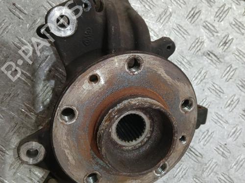 right-front-steering-knuckle-renault-megane-iii-hatchback-bz01_-b3_-2008-37362394 main image