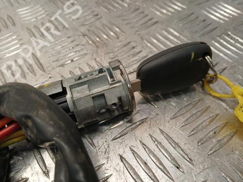 ignition-barrel-renault-kangoo-express-fc01_-1997-37369175 main image