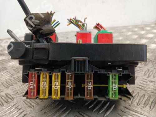 fuse-box-peugeot-206-sw-2ek-2002-39993007 main image