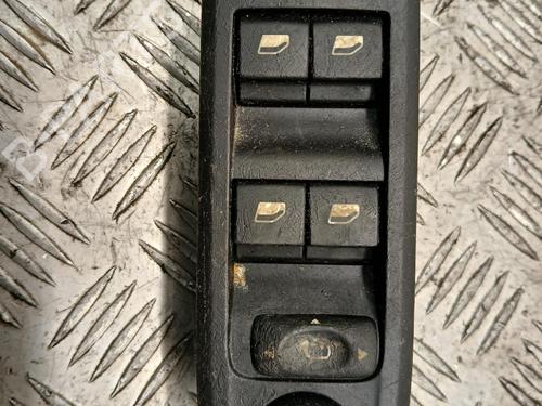 Used Left front window switch Left front window switch PEUGEOT 308 I (4A_, 4C_) 1.6 HDi (109 hp) 40202882 40202882