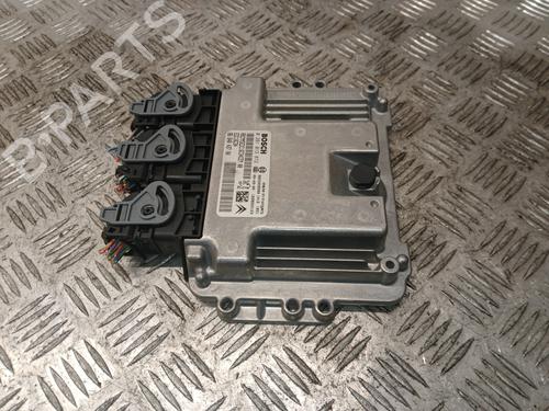 Used Engine control unit (ECU) Engine control unit (ECU) 37369825 37369825
