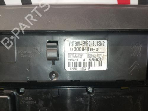 Used Display monitor Display monitor 37372664 37372664