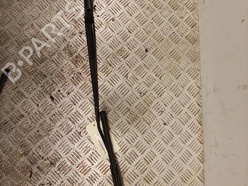 Used Front windshield wiper arm Front windshield wiper arm NISSAN QASHQAI II (J11, J11_) 1.2 DIG-T (115 hp) 40202853 40202853