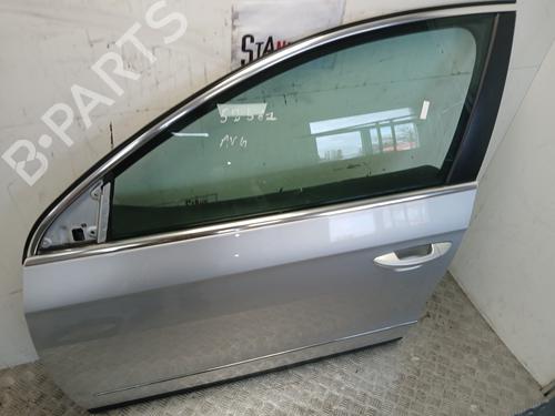 left-front-door-vw-passat-b7-variant-365-2010-2011-2012-2013-2014-2015-37363519 main image