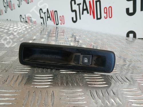 Venstre bagtil elrude kontakt Venstre bagtil elrude kontakt RENAULT SCÉNIC III (JZ0/1_) 1.5 dCi (110 hp) 37367524 37367524