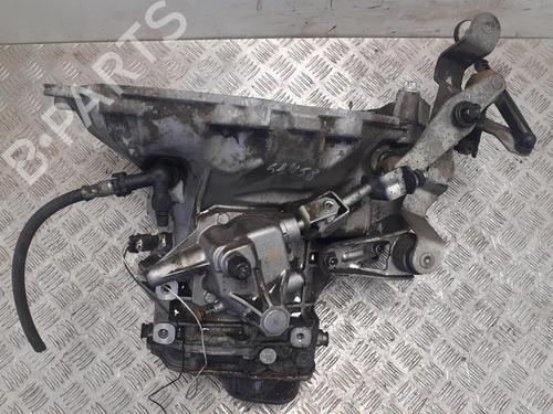 gearbox-opel-corsa-c-x01-2000-2001-2002-2003-2004-2005-2006-2007-2008-2009-37359626 main image