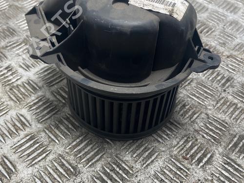 Used Heater blower motor Heater blower motor PEUGEOT 406 (8B) 1.8 16V (110 hp) 39552075 39552075
