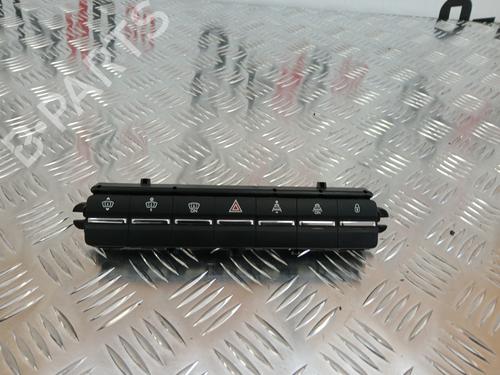 Warning switch PEUGEOT 5008 (0U_, 0E_) 2.0 HDi 150 / BlueHDi 150 | BP37367221I22 - Image 2