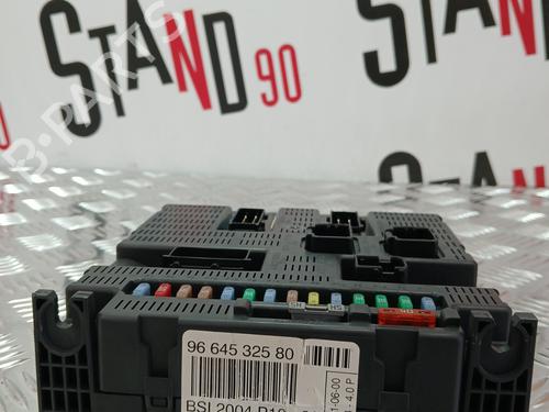 Used Fuse box Fuse box 37367168 37367168