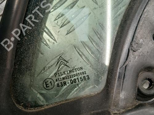 Used Front left quarter glass Front left quarter glass 37373484 37373484