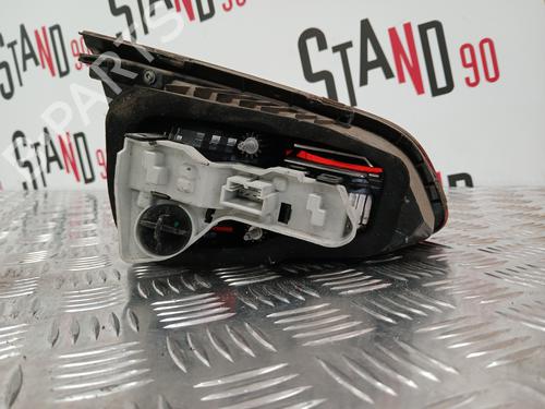 right-tailgate-light-vw-golf-vii-5g1-bq1-be1-be2-2012-2013-2014-2015-2016-2017-2018-2019-2020-2021-37367617 main image