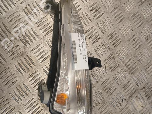 Used Left daytime light Left daytime light 37677059 37677059