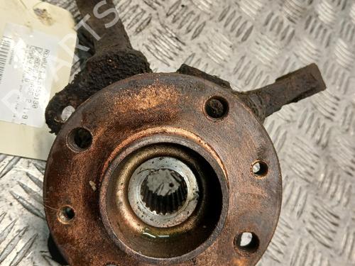 Used Left front steering knuckle Left front steering knuckle RENAULT RAPID Box Body/MPV (F40_, G40_) 1.9 D (F40R) (54 hp) 40152962 40152962