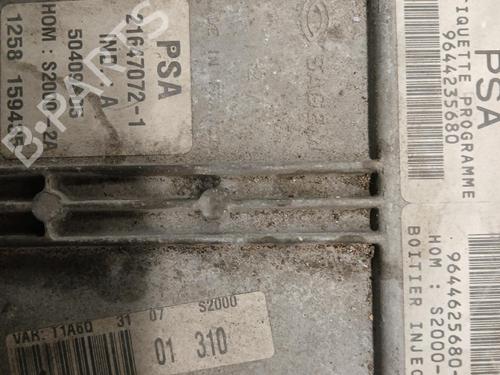 Used Engine control unit (ECU) Engine control unit (ECU) PEUGEOT 206 Hatchback (2A/C) 1.4 i (75 hp) 39982309 39982309