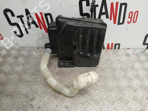 windscreen-washer-tank-vw-golf-vi-5k1-2008-2009-2010-2011-2012-2013-2014-37369862 main image