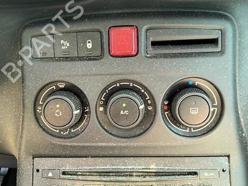 climate-control-citroen-c3-picasso-sh_-2008-37375421 main image