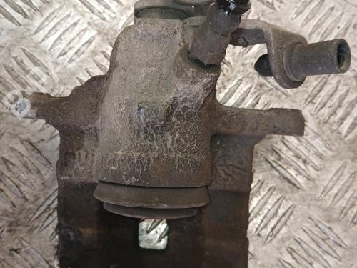 right-rear-brake-caliper-renault-trafic-iii-van-fg_-2014-37371441 main image