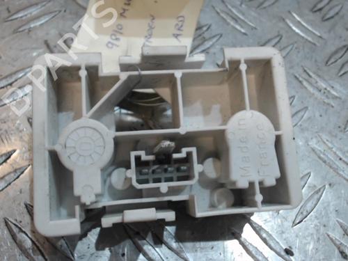 Used Lamp holder Lamp holder 37352010 37352010