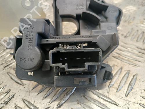 Used Lamp holder Lamp holder 37368072 37368072