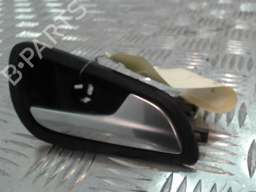 Maneta interior trasera derecha Maneta interior trasera derecha FORD FOCUS III Saloon [2010-2020] 37352763 37352763