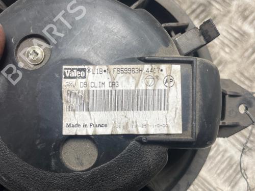 Used Heater blower motor Heater blower motor PEUGEOT 406 (8B) 2.2 HDi (133 hp) 39552071 39552071