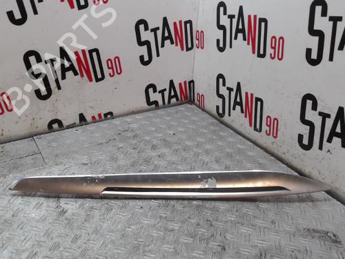 door-moulding-trim-renault-megane-iv-hatchback-b9amn_-2015-37359555 main image