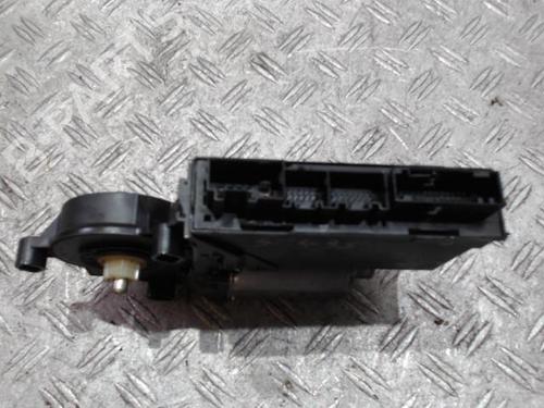 right-front-window-motor-audi-a4-b7-avant-8ed-2004-2005-2006-2007-2008-37360289 main image