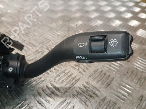 comutador-piscas-escovas-audi-a4-b6-8e2-2000-2001-2002-2003-2004-2005-37370188 main image